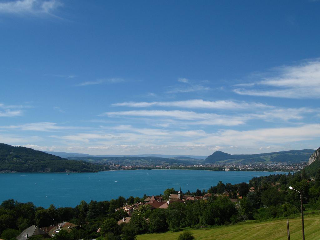 Le Clos Du Lac - Location De Chambres Veyrier-du-Lac Exterior photo